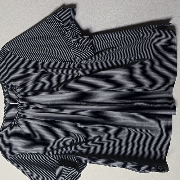 Eloquii Tops - Eloquii stripped white and black blouse with bow detail at sleeve size 18.